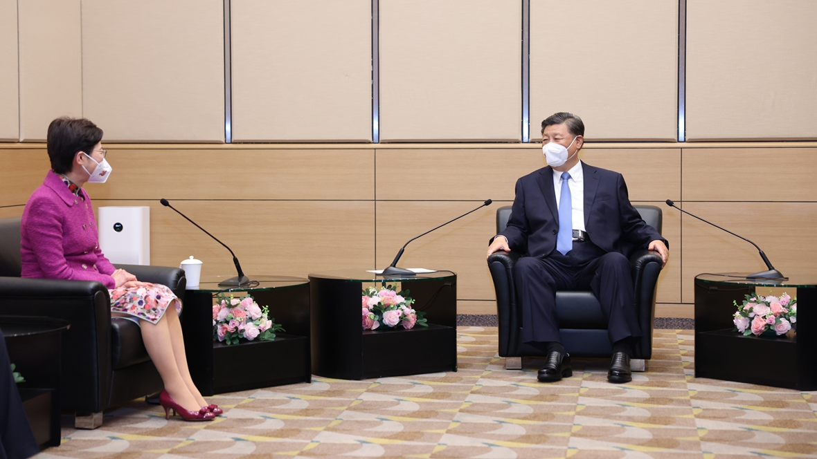 習(xí)近平會(huì)見林鄭月娥